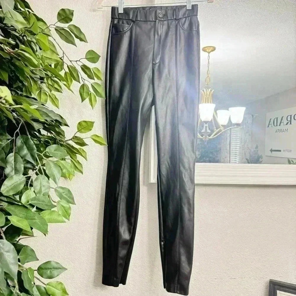 Zara Faux Leather Skinny Ankle Pants - Size M - Picture 1 of 5